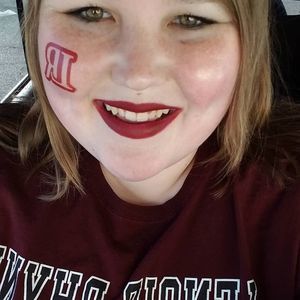 Meet your Posher, Nikki